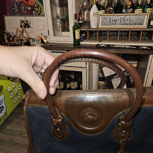 Dooney and Bourke Vintage All Weather Pebbled Leather Satchel Handbag Navy Blue - Picture 5 of 11